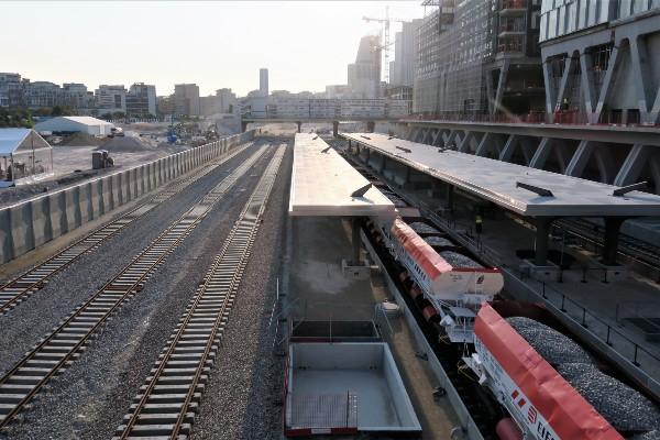 Travaux du prolongement du RER E à l'ouest.