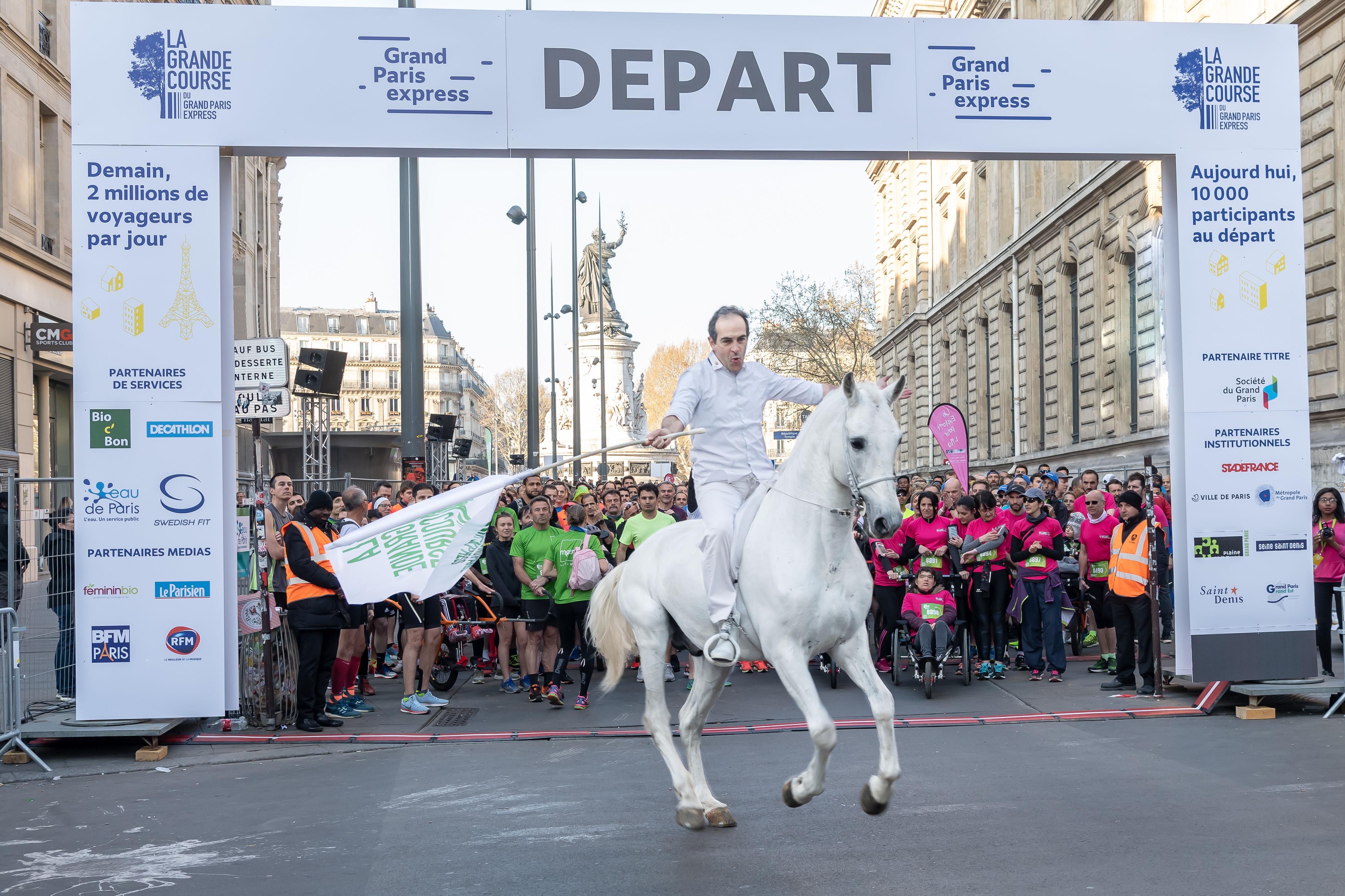 Départ de la Grand Course du Grand Paris Express